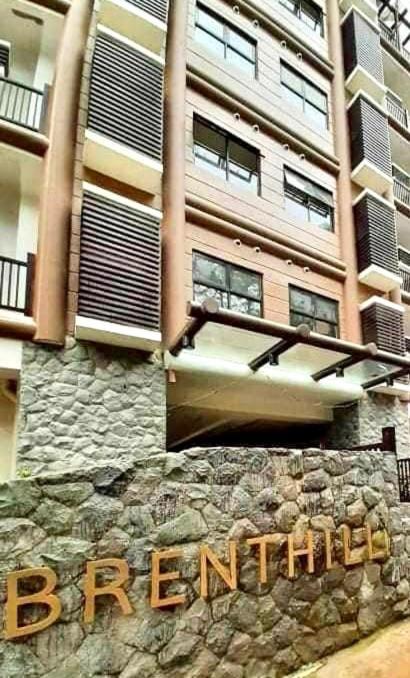 Luxury Suites At Brenthill Baguio City Екстер'єр фото