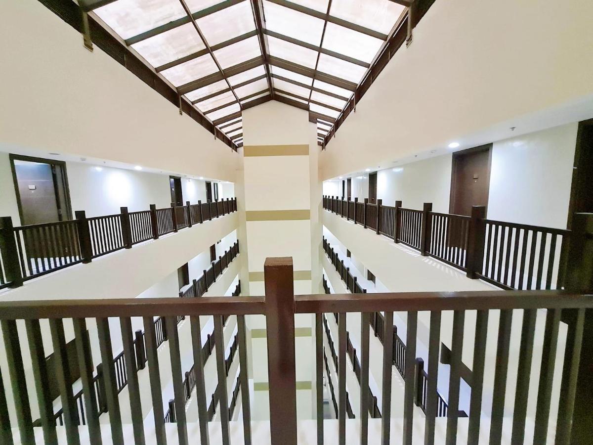Luxury Suites At Brenthill Baguio City Екстер'єр фото