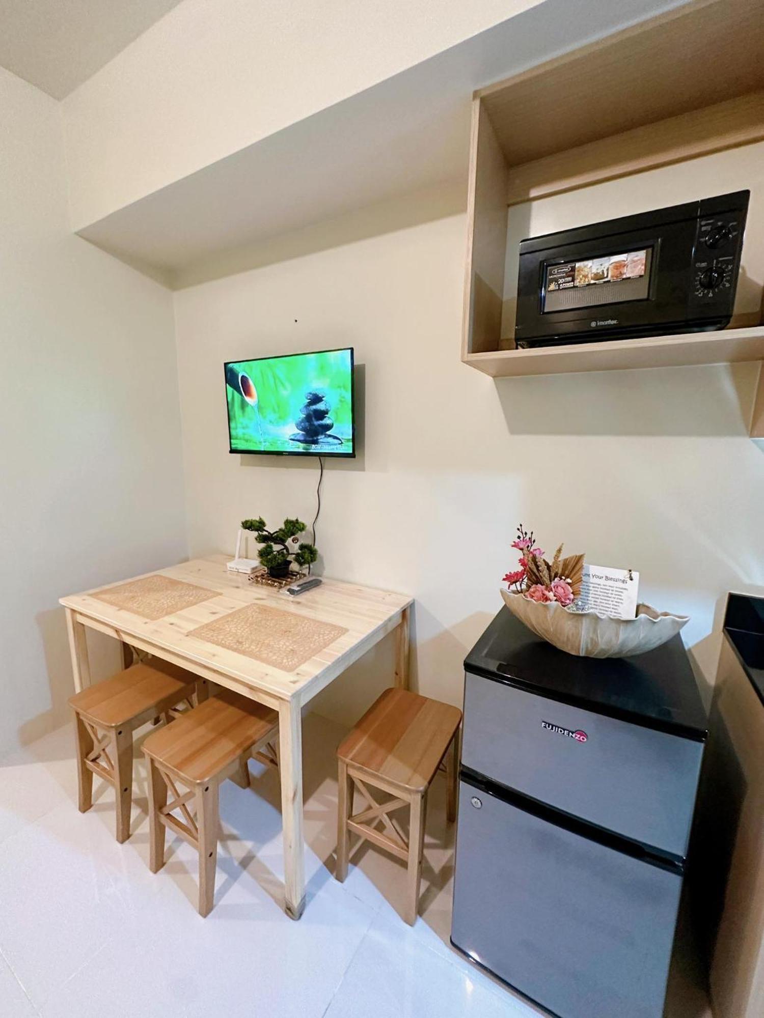 Luxury Suites At Brenthill Baguio City Екстер'єр фото