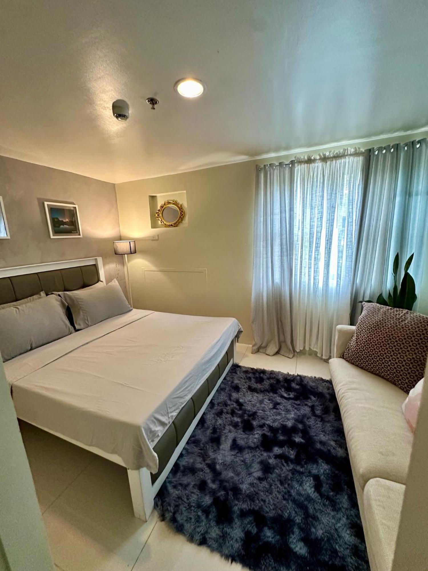 Luxury Suites At Brenthill Baguio City Екстер'єр фото